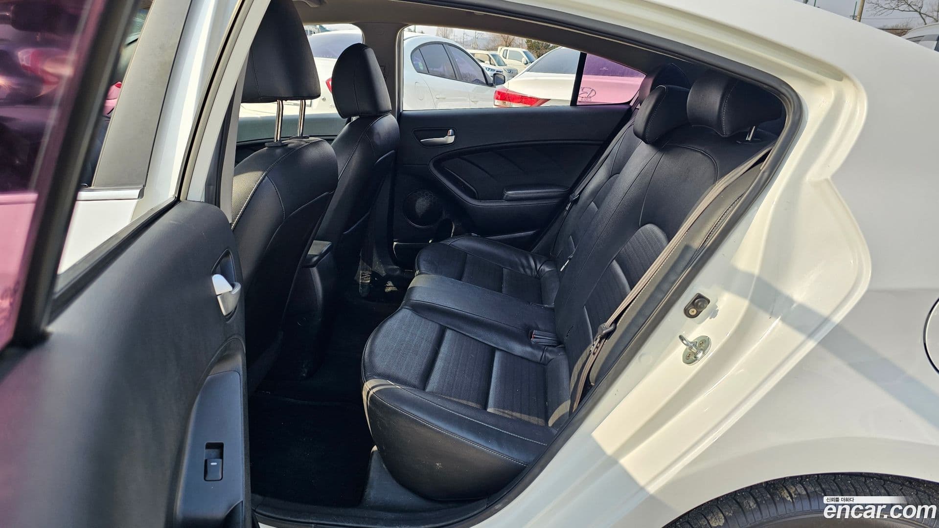 Main__Slider__Photo:K3 Kia 2016.0-10