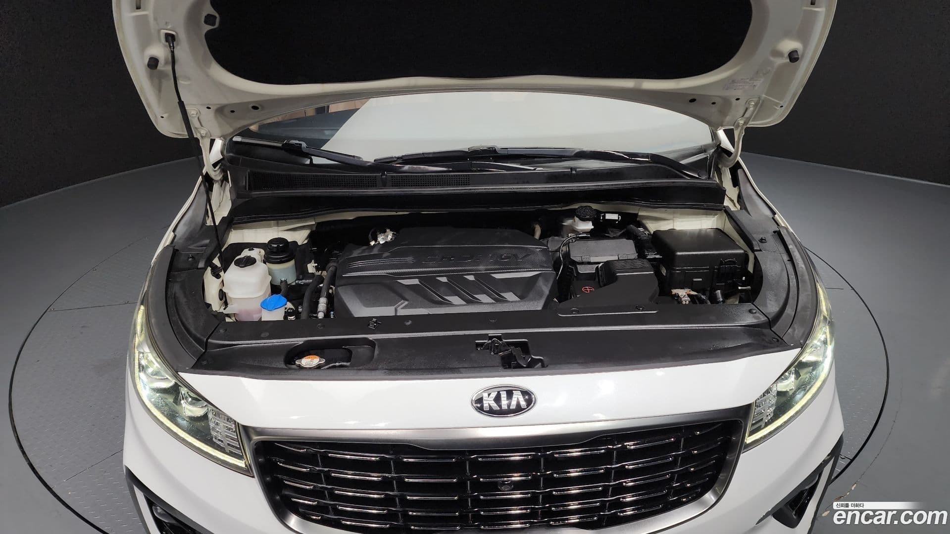 Main__Slider__Photo:Canival Kia 2018.4-5