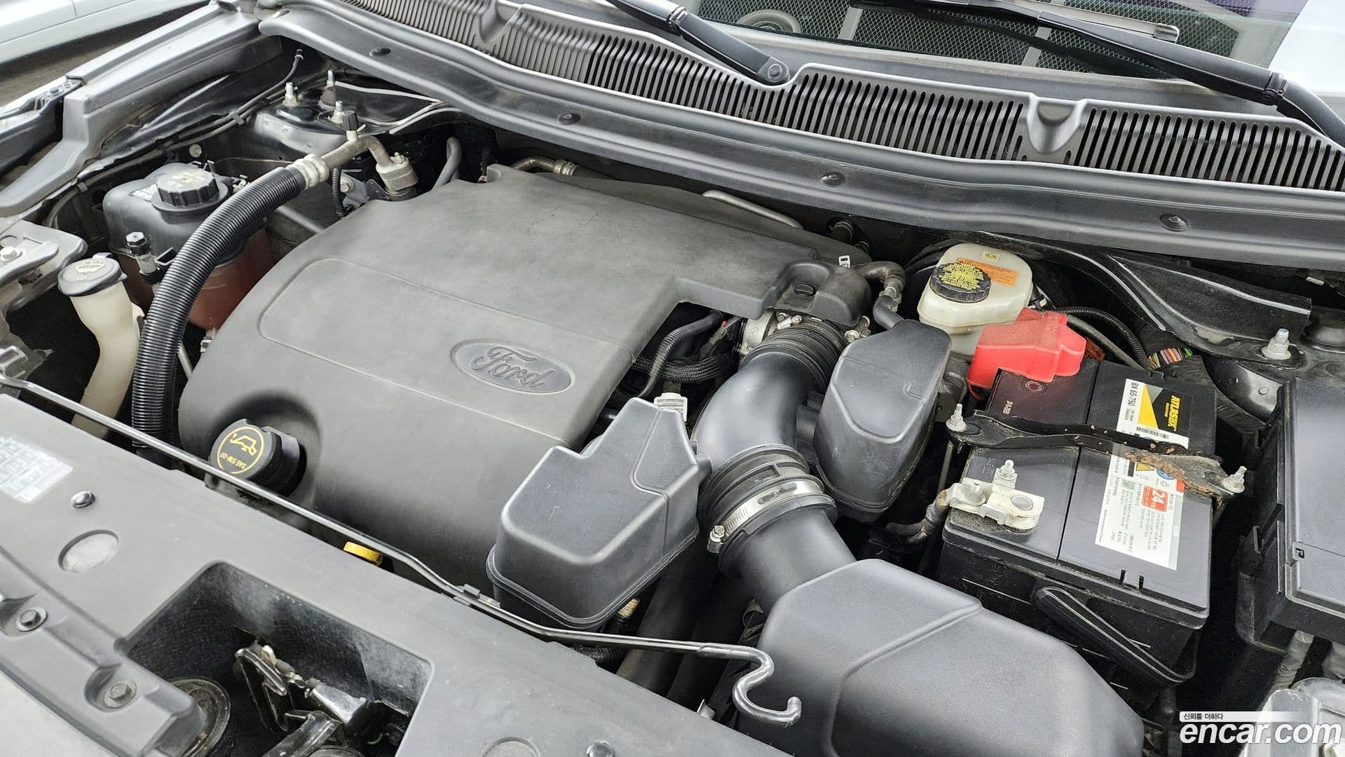 Main__Slider__Photo:Explorer Ford 2016.9-5