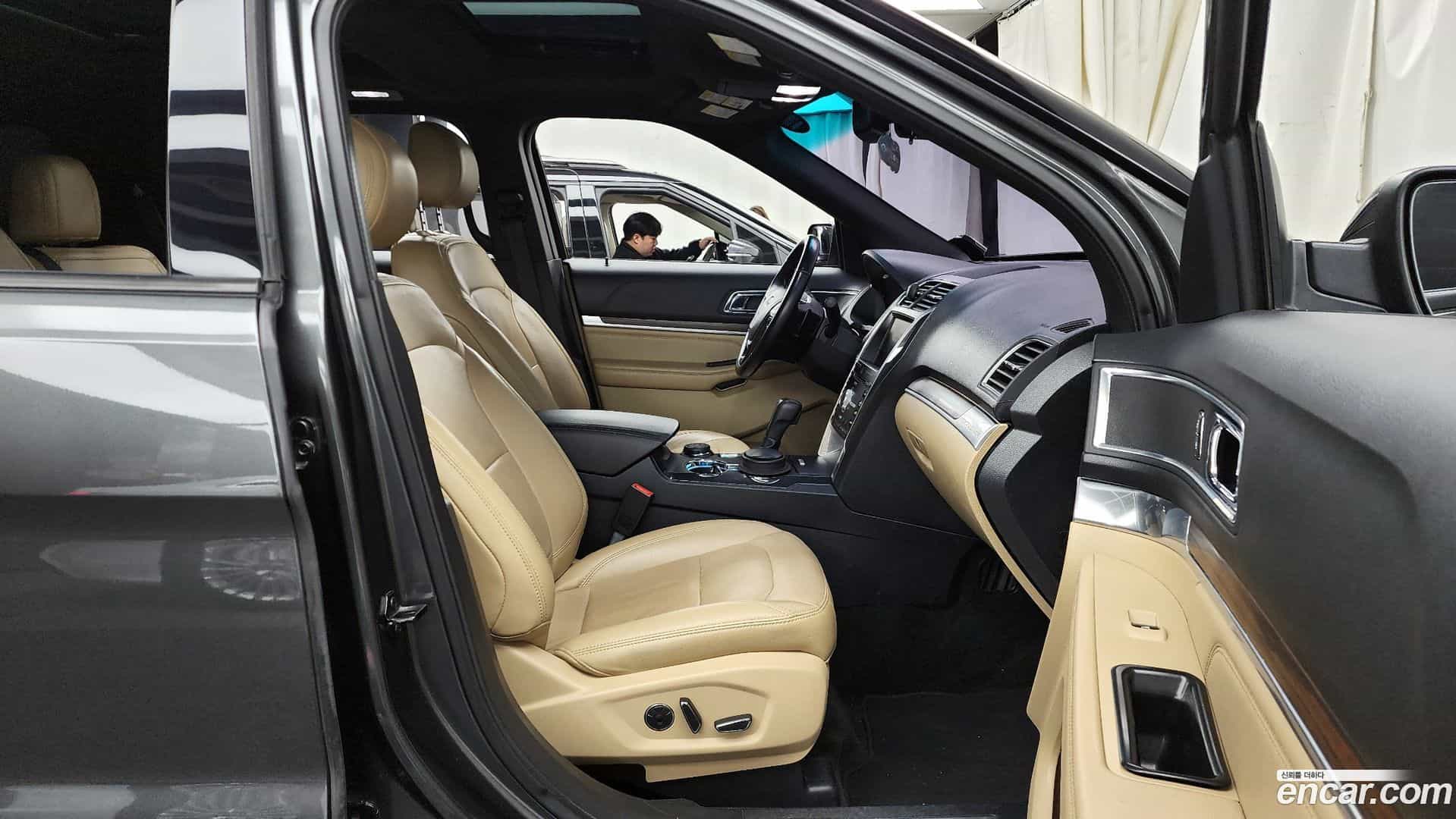 Explorer Ford 2016.9-OPTION-015