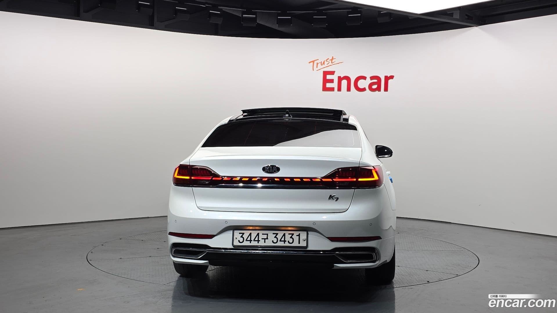 Main__Slider__Photo:K7 Kia 2020.7-3