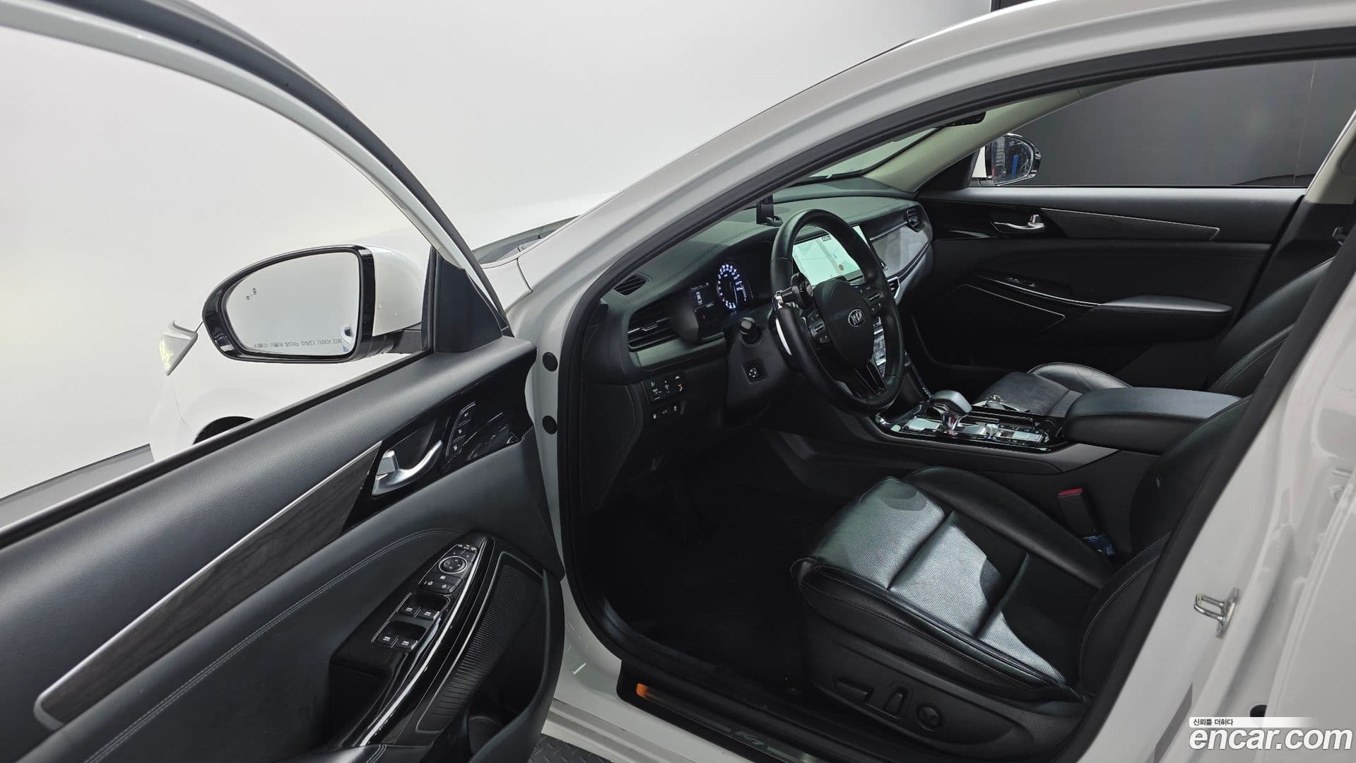 Main__Slider__Photo:K7 Kia 2020.7-11