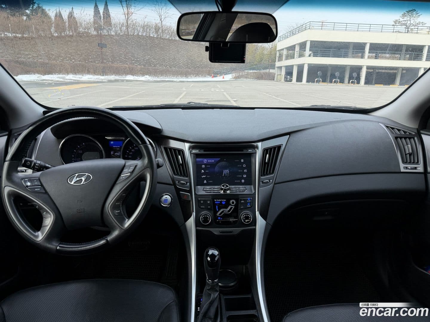 Main__Slider__Photo:Sonata Hyundai 2012.8-8