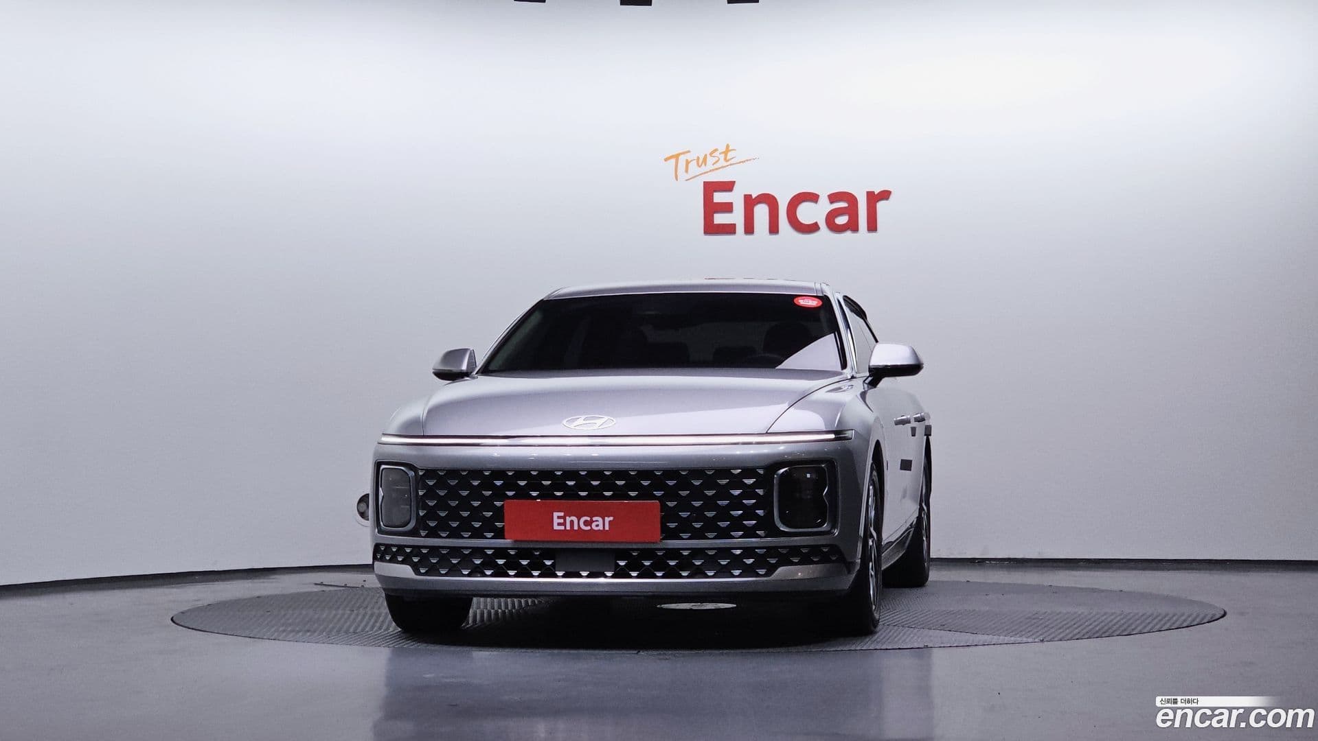 Main__Slider__Photo:Grandeur Hyundai 2023.2-2