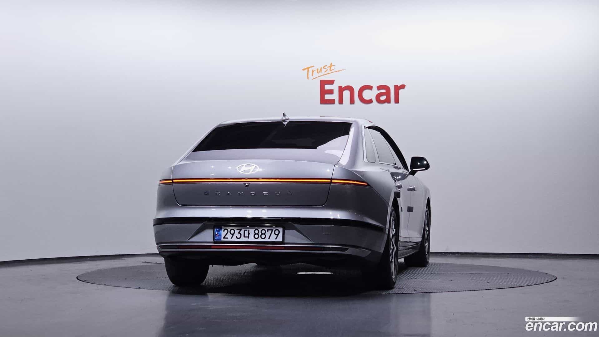 Grandeur Hyundai 2023.2-OUTER-004