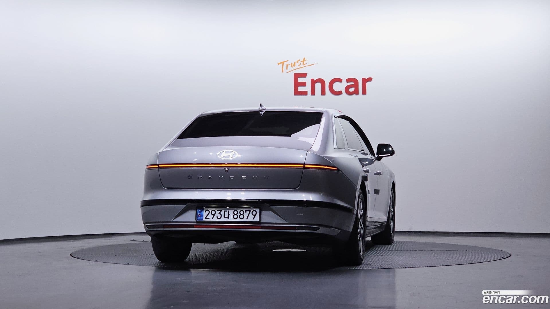 Main__Slider__Photo:Grandeur Hyundai 2023.2-3