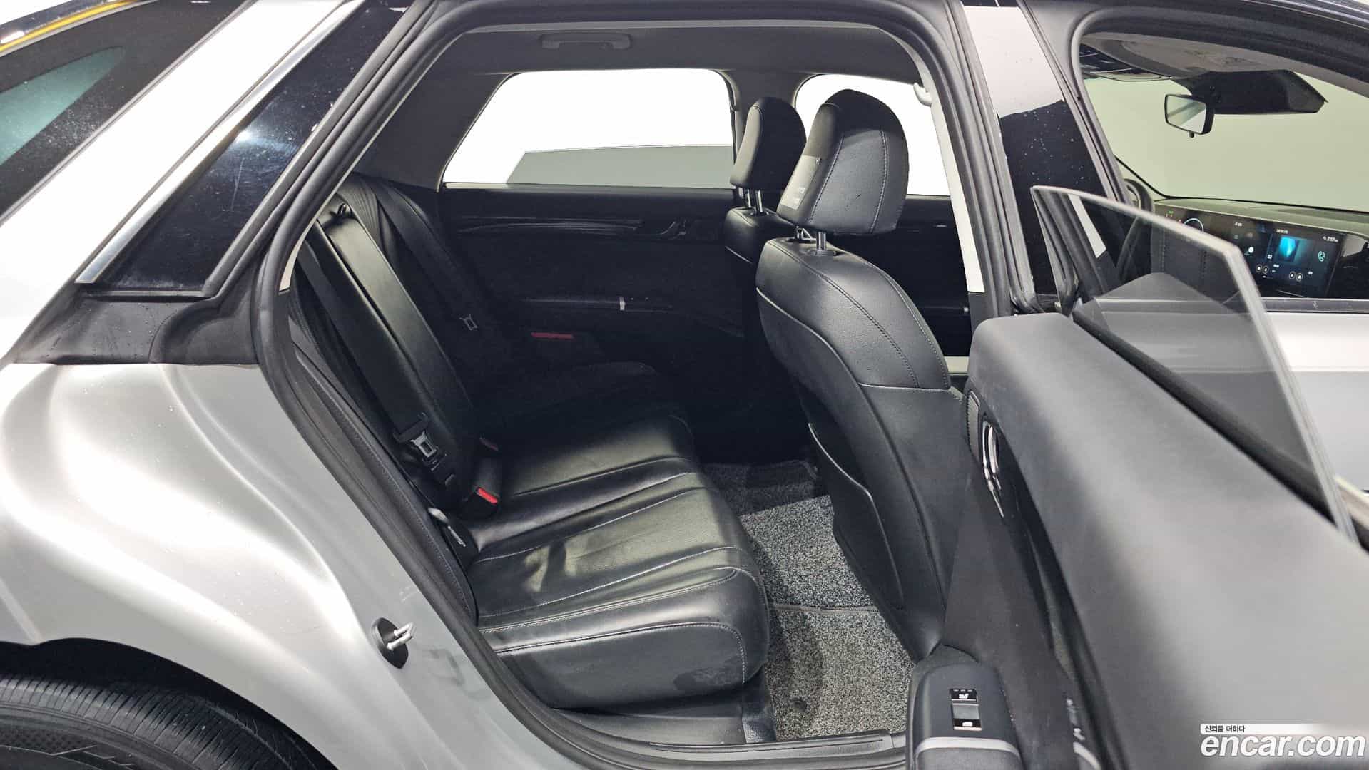 Grandeur Hyundai 2023.2-OPTION-016