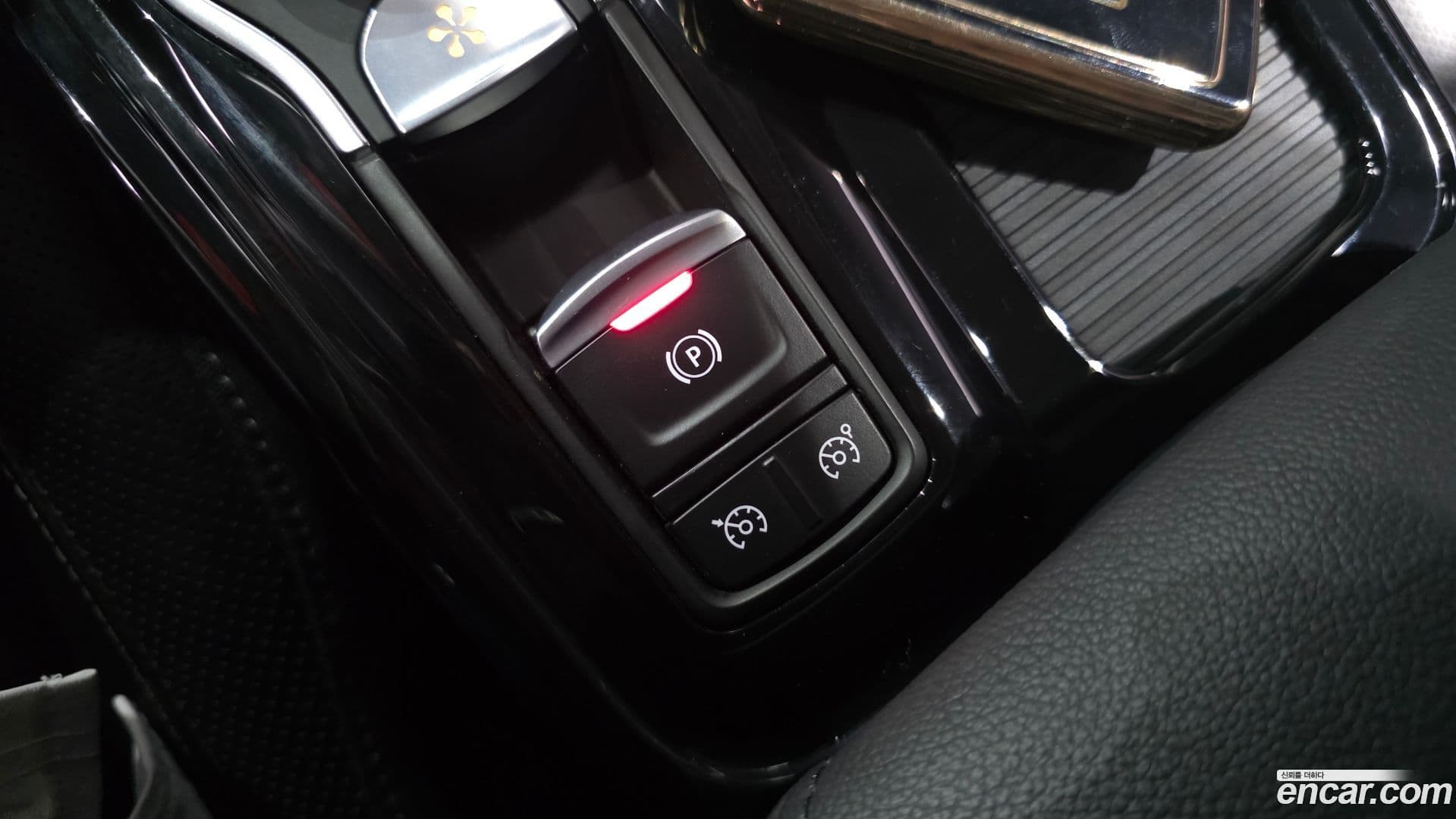 Main__Slider__Photo:SM6 Renault-KoreaSamsung 2017.11-18