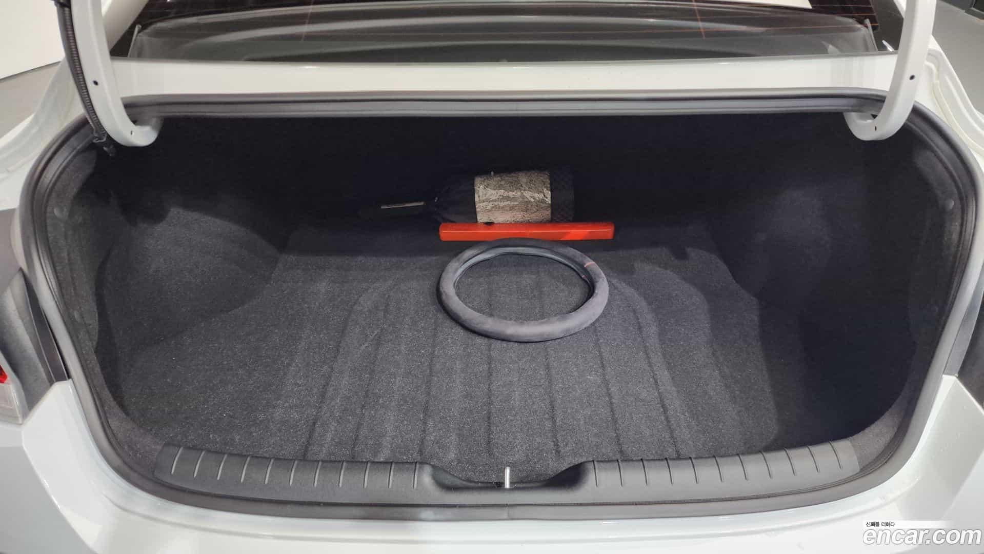 AVANTE Hyundai 2021.5-OPTION-024