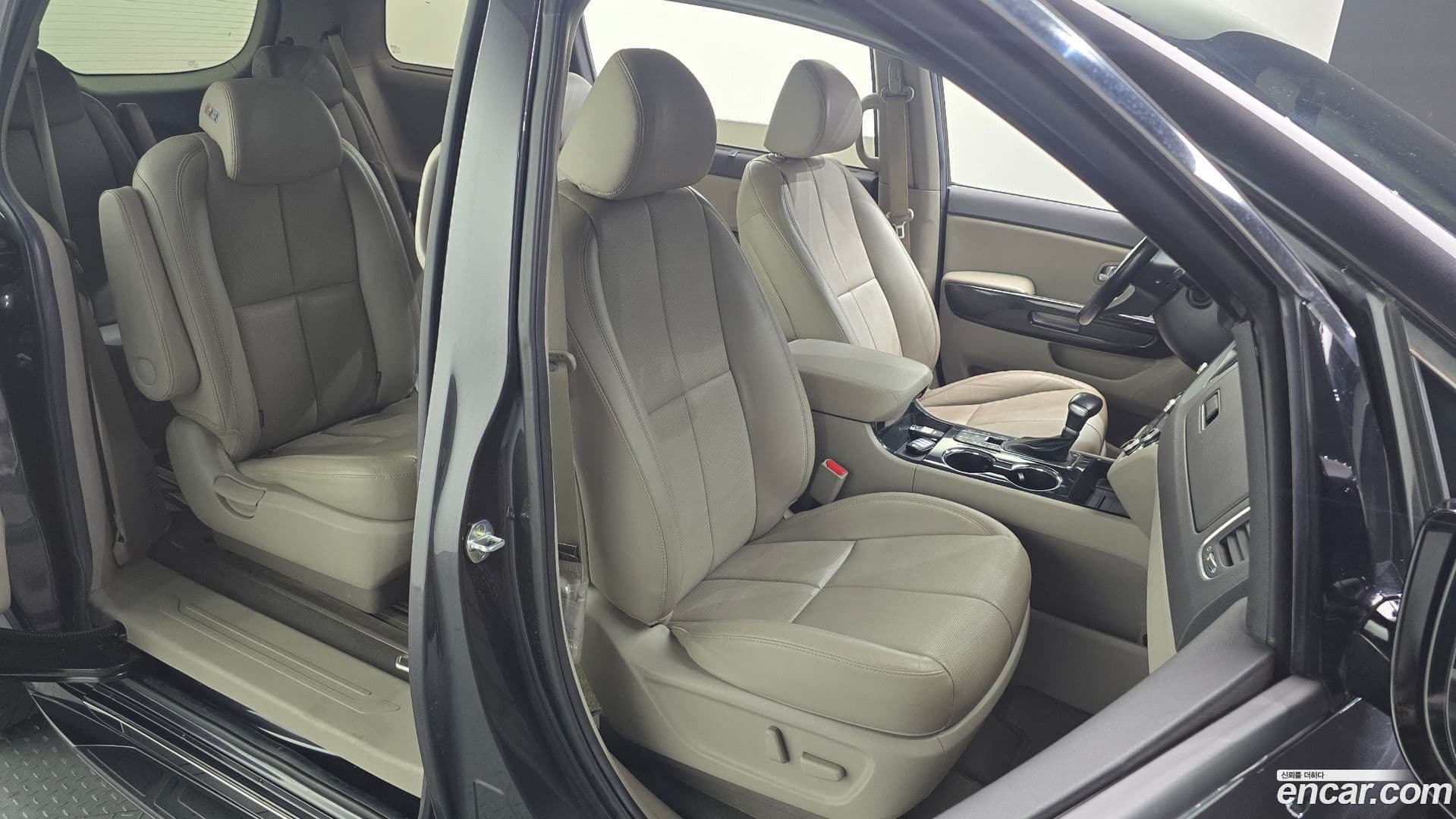 Main__Slider__Photo:Canival Kia 2019.11-9