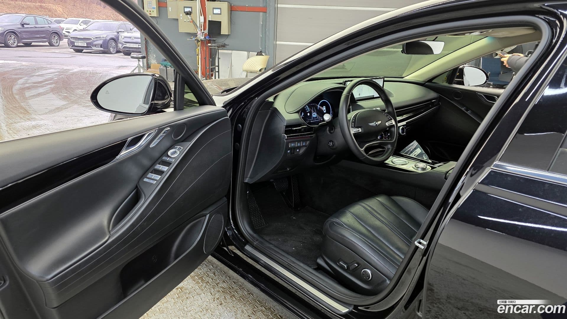 Main__Slider__Photo:G80 Genesis 2022.0-9