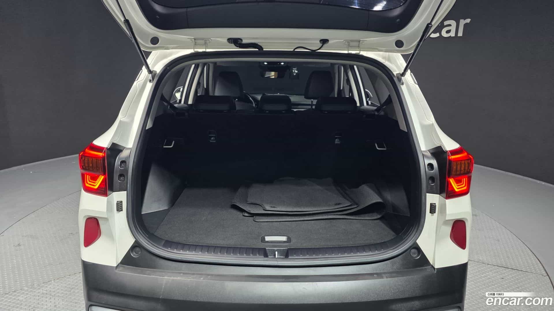 Seltos Kia 2021.3-OPTION-024