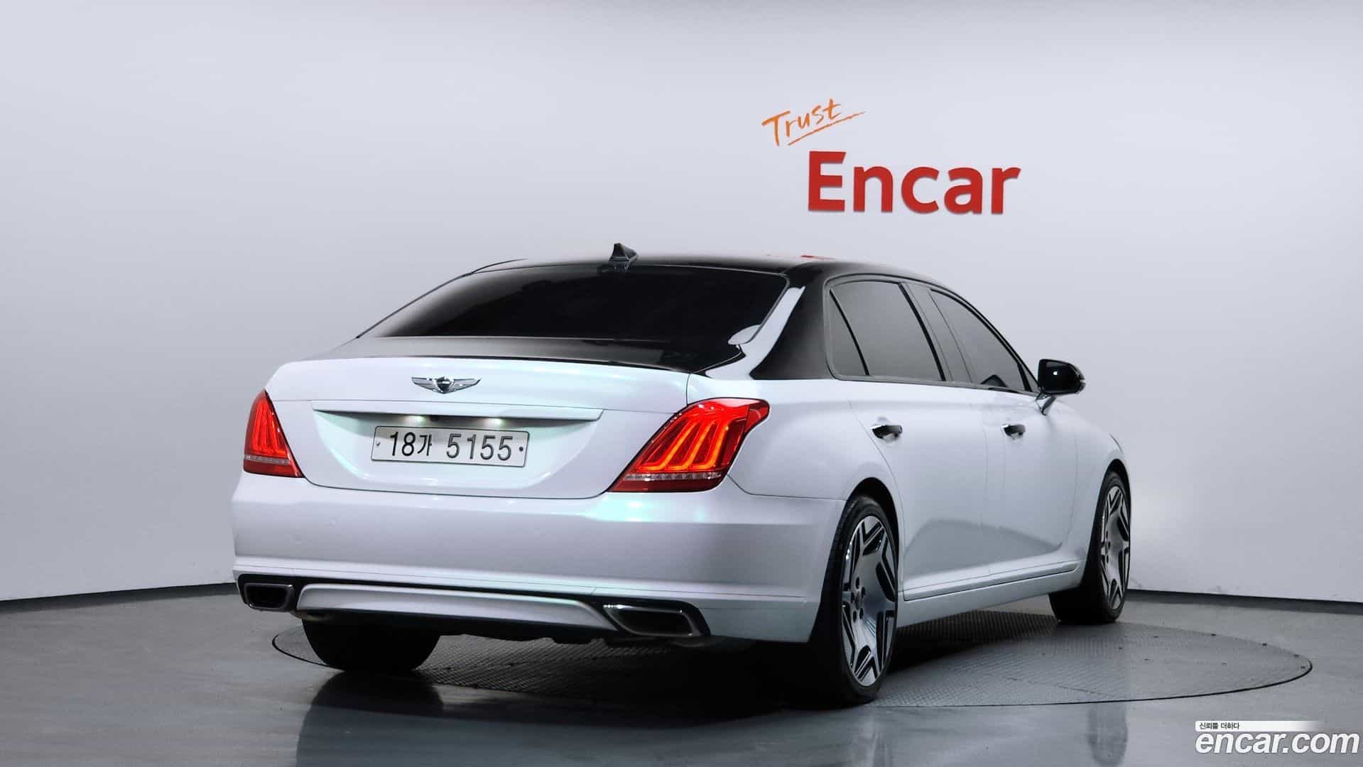 EQ900 Genesis 2017.10-OUTER-002