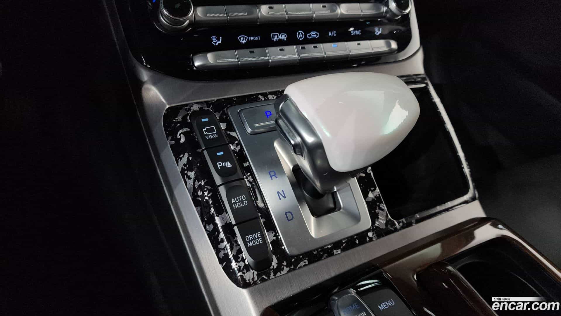 EQ900 Genesis 2017.10-INNER-009