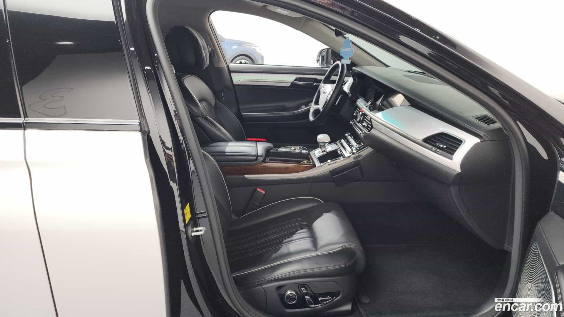 EQ900 Genesis 2017.10-OPTION-015