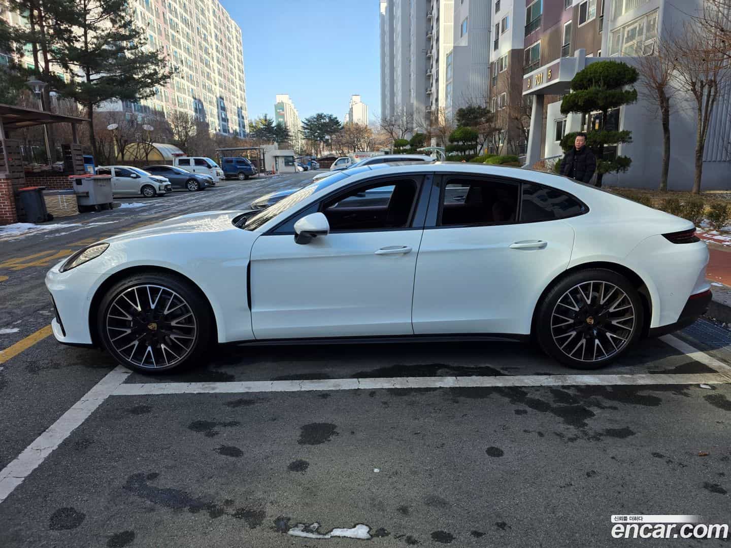 Panamera Porsche 2024.9-OUTER-004