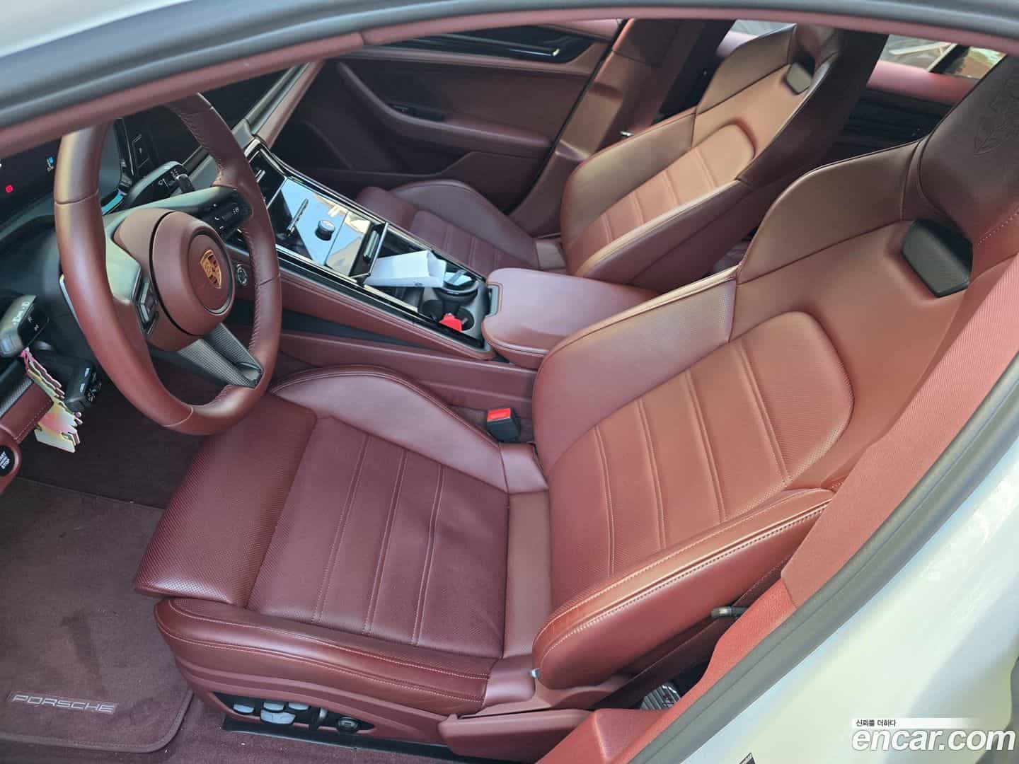 Panamera Porsche 2024.9-INNER-009