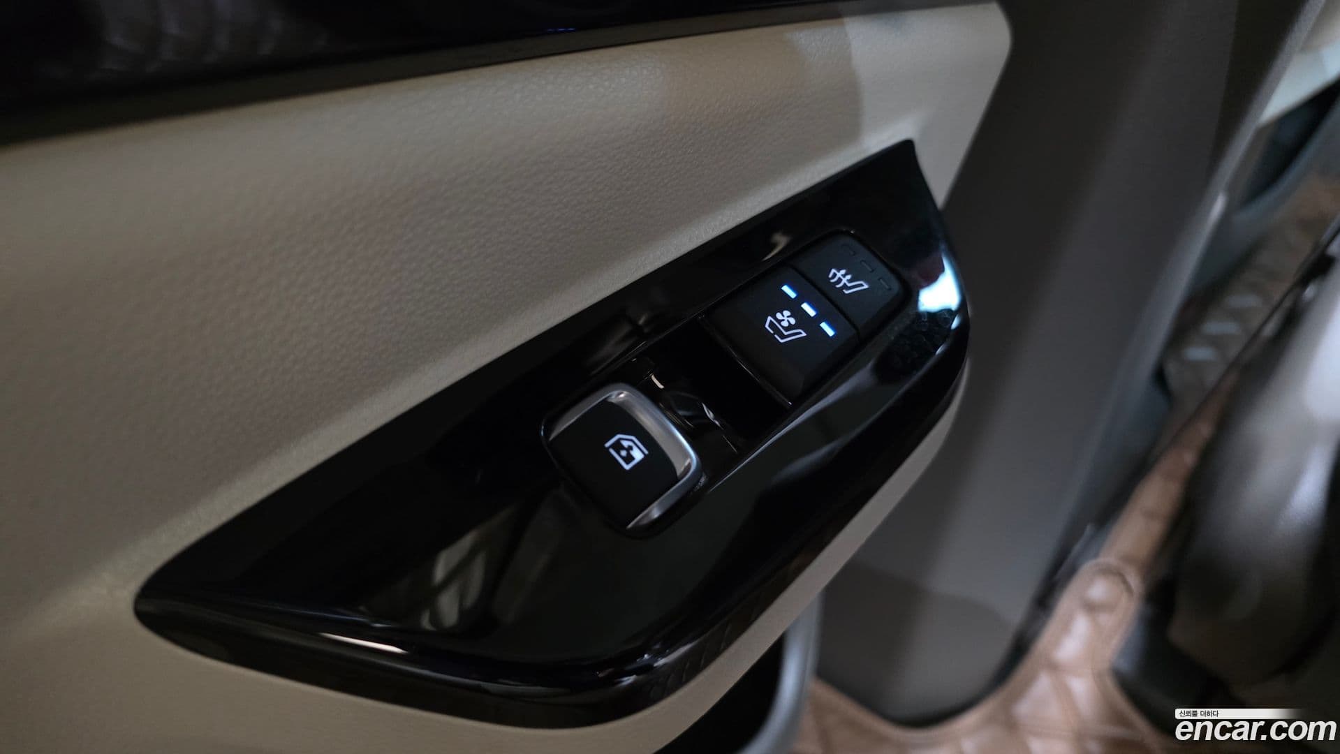 Main__Slider__Photo:Canival Kia 2021.10-17