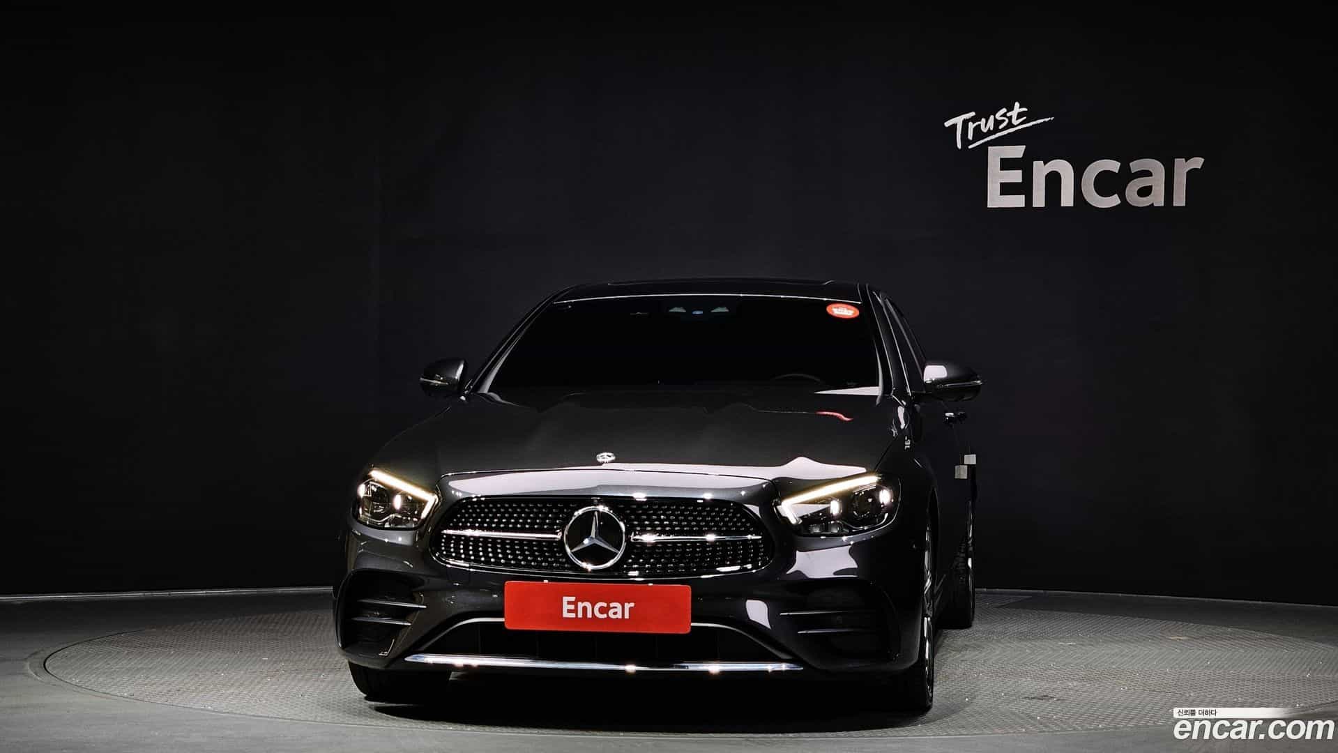E-Class Mercedes-Benz 2021.8-OUTER-003