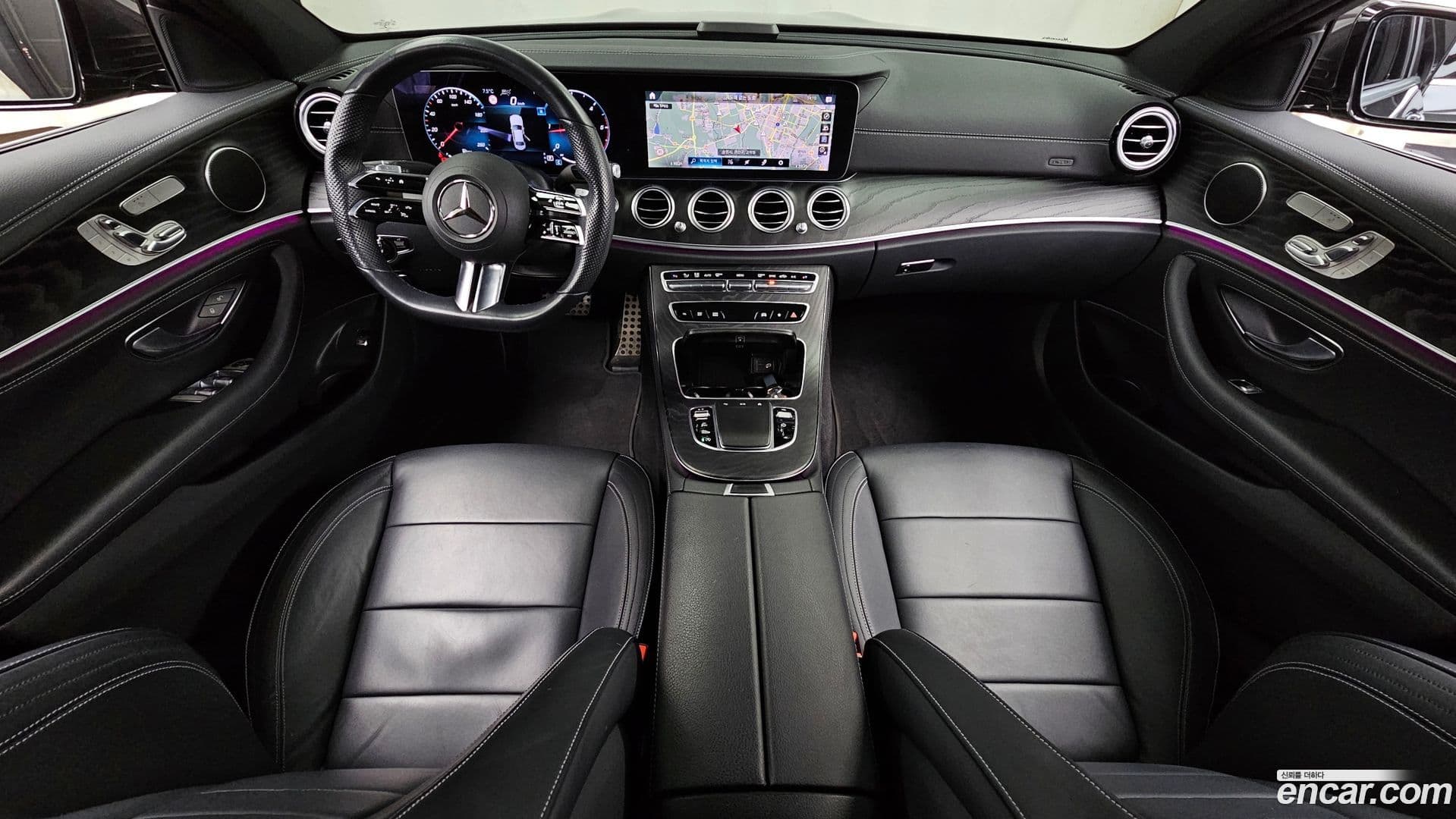 Main__Slider__Photo:E-Class Mercedes-Benz 2021.8-6