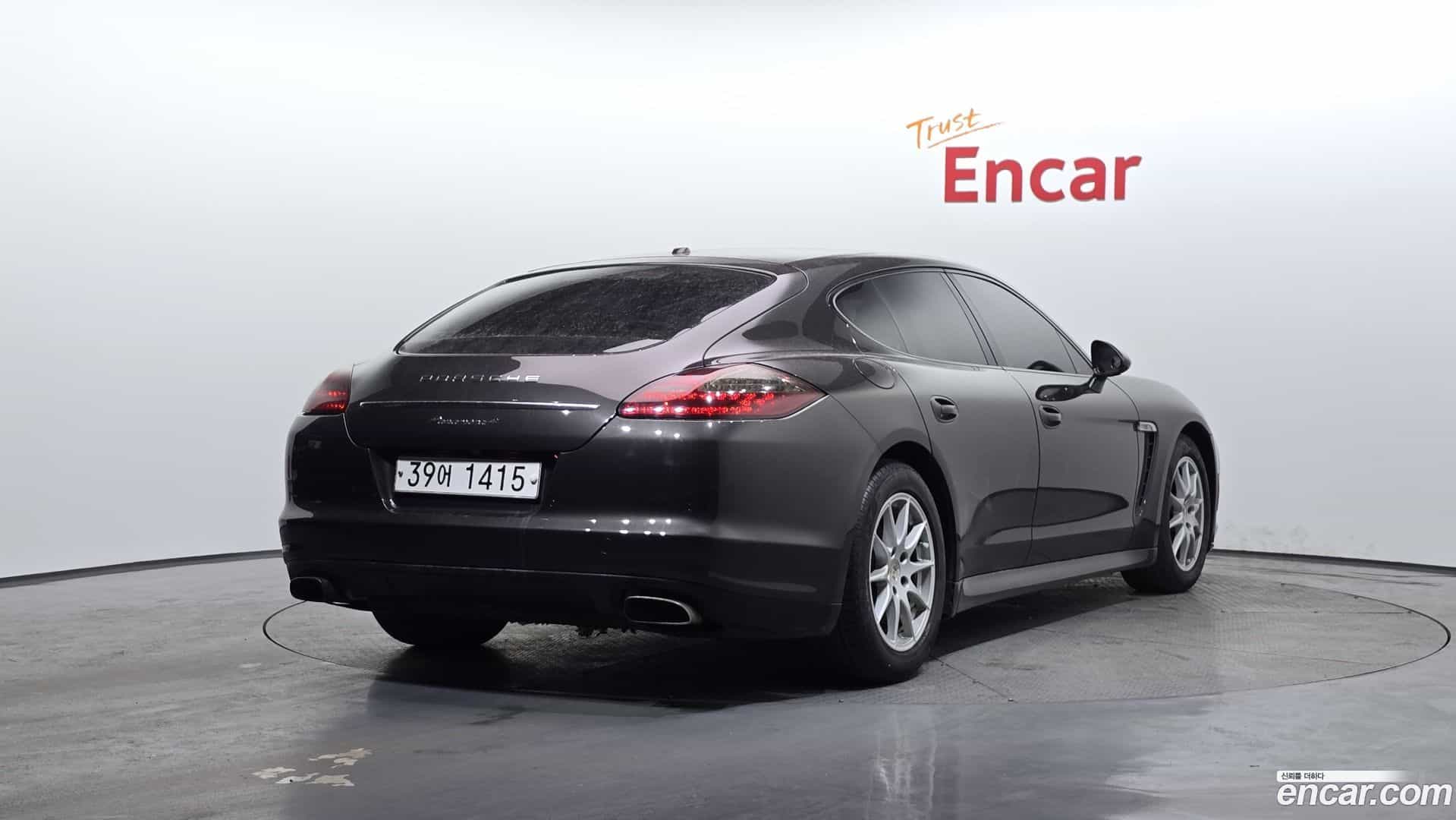 Panamera Porsche 2011.11-OUTER-002