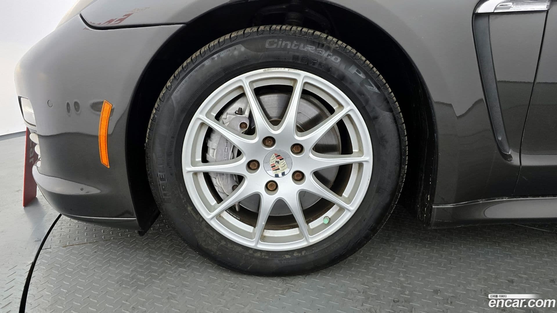 Main__Slider__Photo:Panamera Porsche 2011.11-4