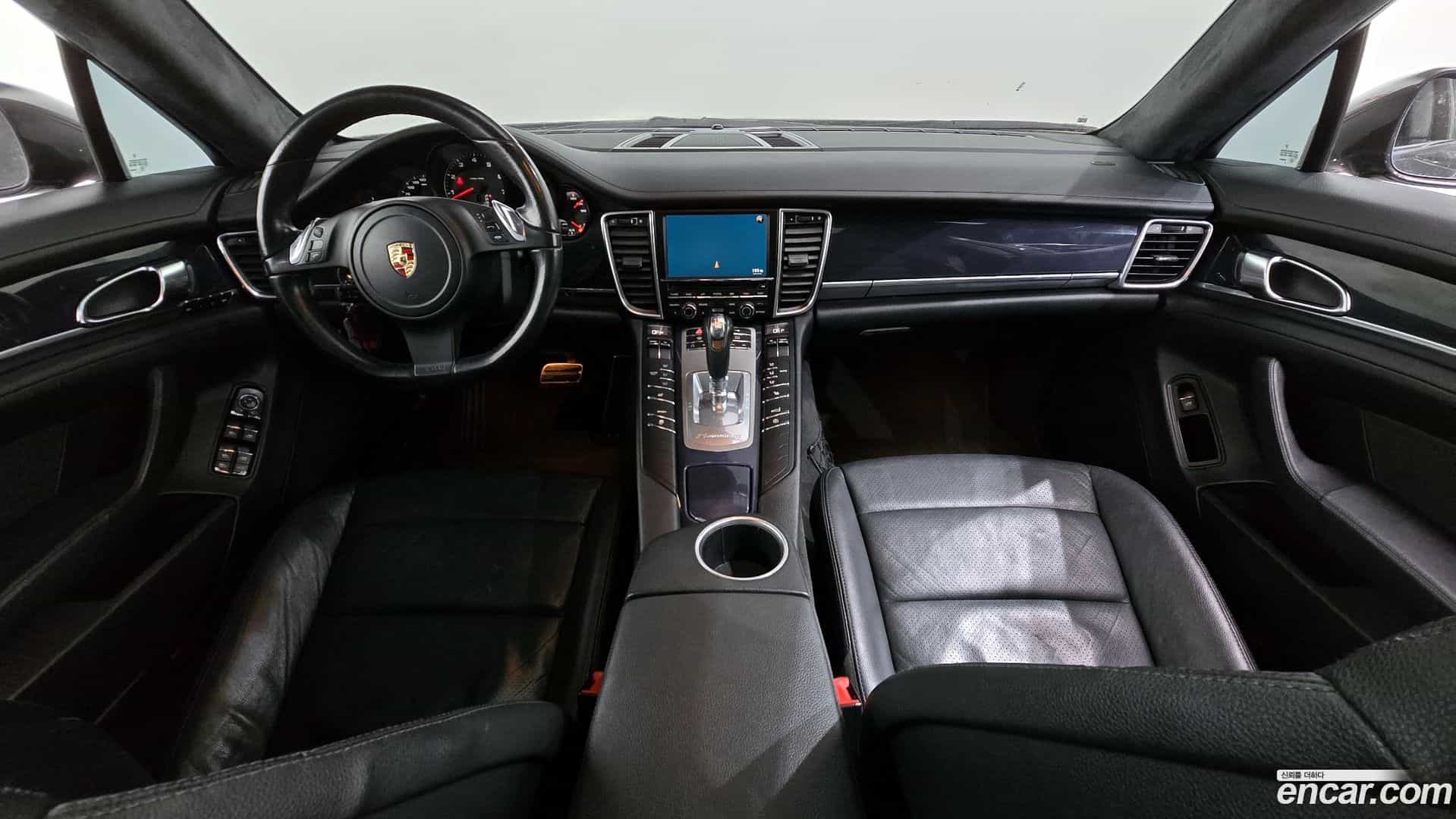 Panamera Porsche 2011.11-INNER-007