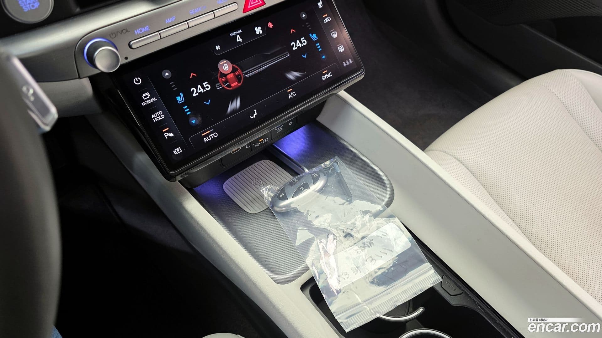 Main__Slider__Photo:Grandeur Hyundai 2022.11-15