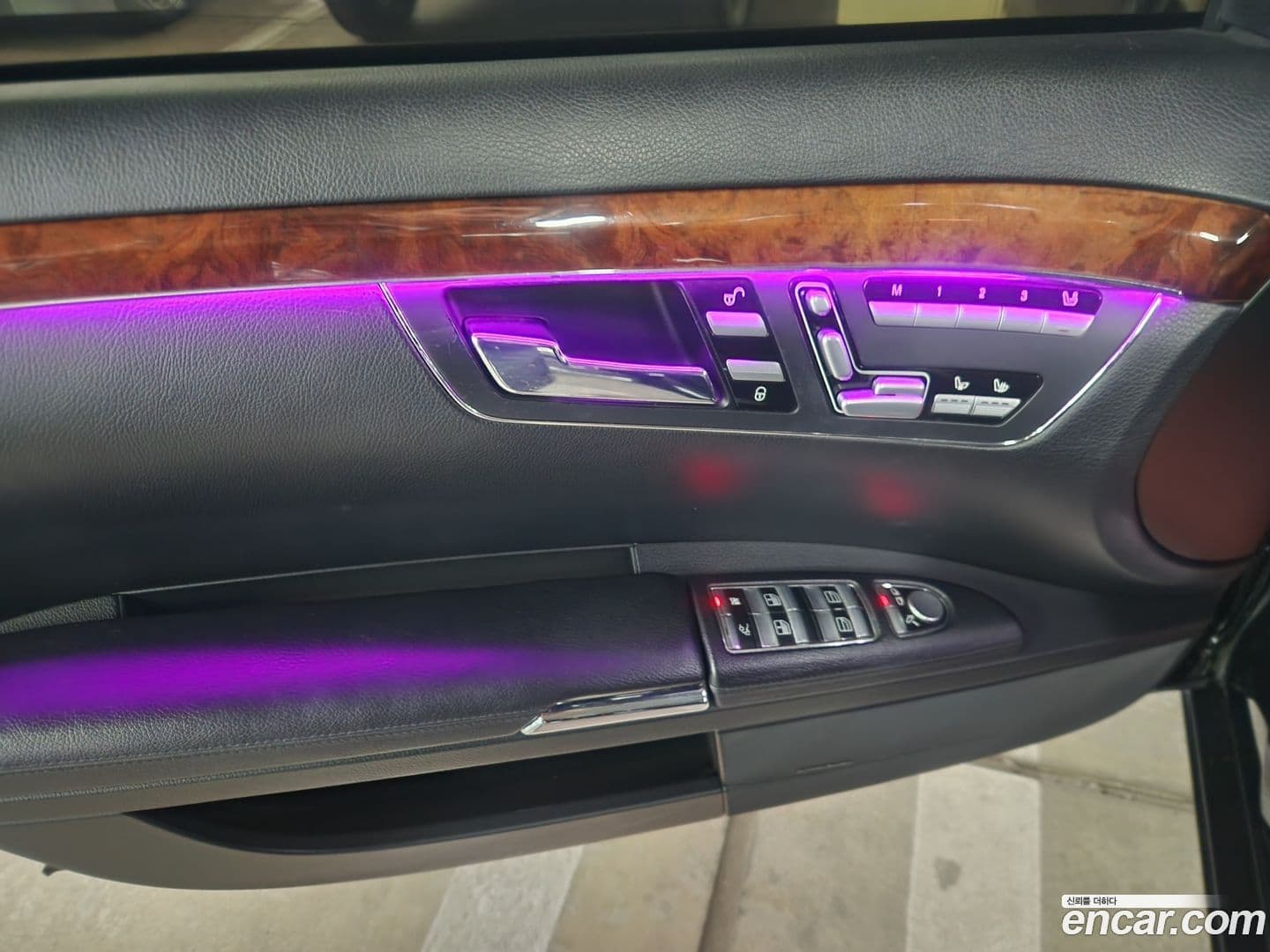 Main__Slider__Photo:S-Class Mercedes-Benz 2008.0-8