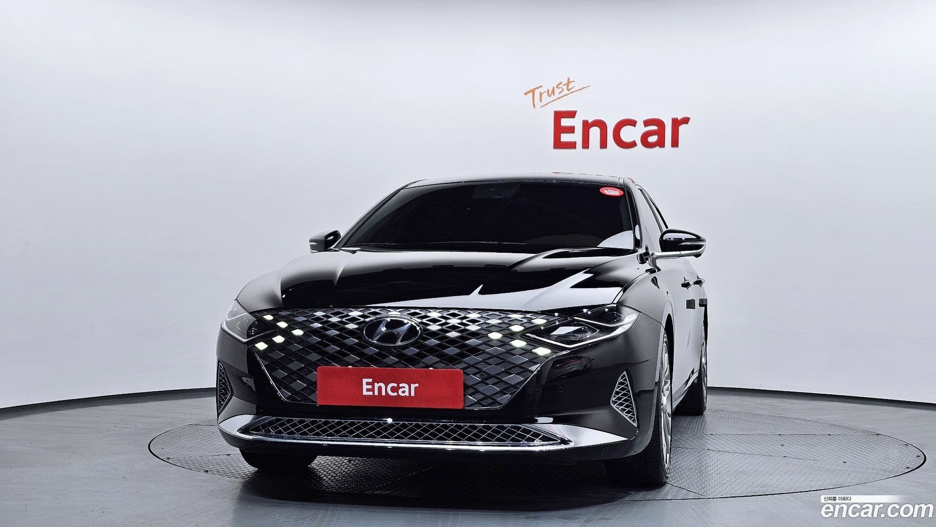 Main__Slider__Photo:Grandeur Hyundai 2020.2-2