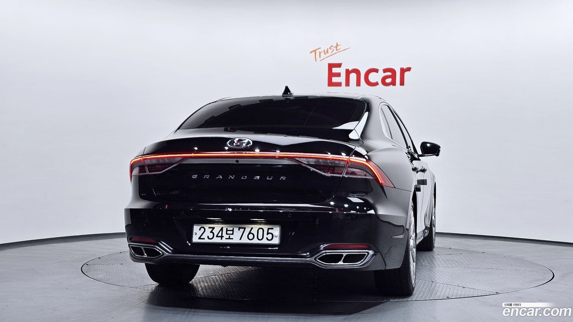 Main__Slider__Photo:Grandeur Hyundai 2020.2-3