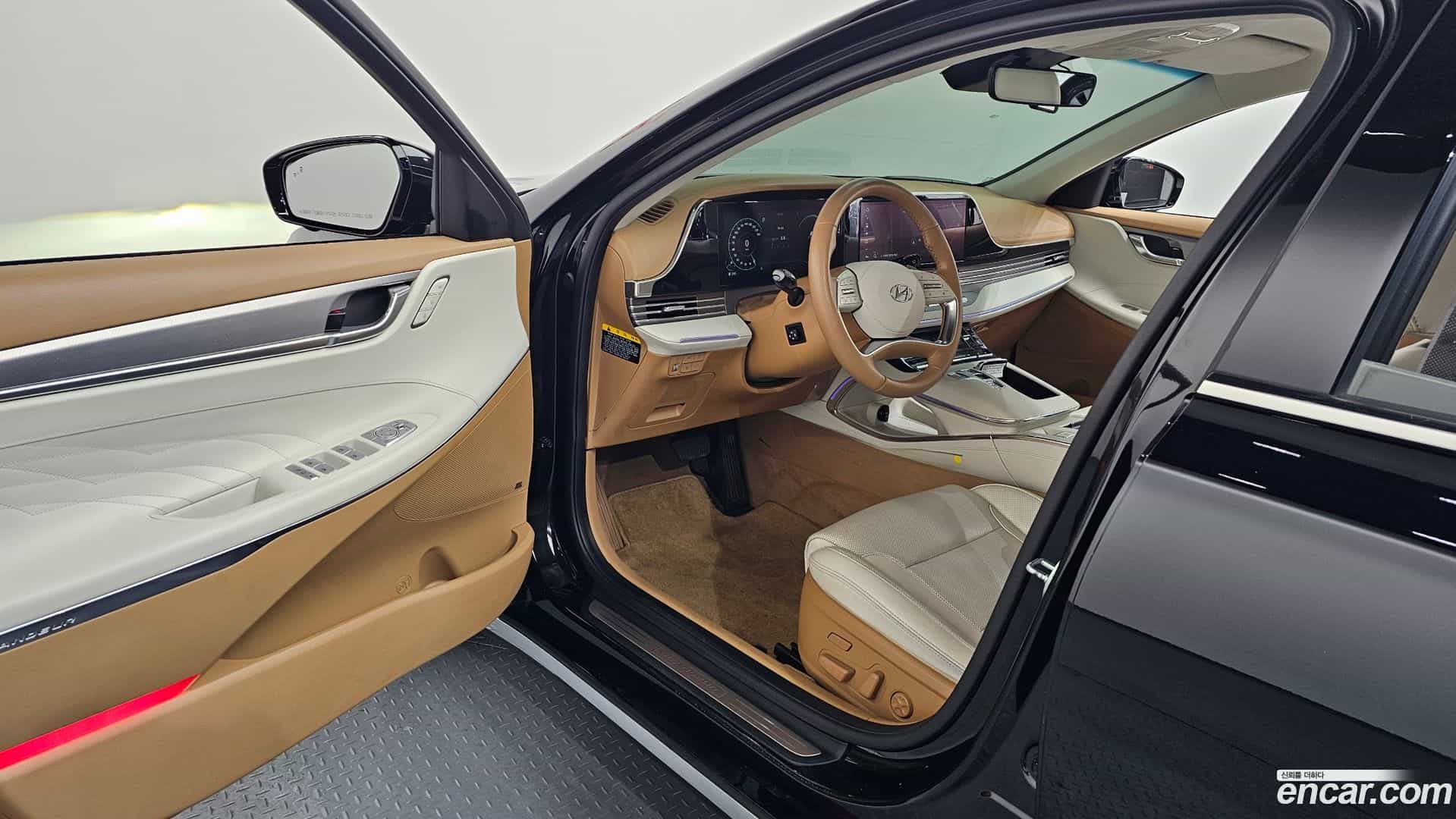 Grandeur Hyundai 2020.2-INNER-010