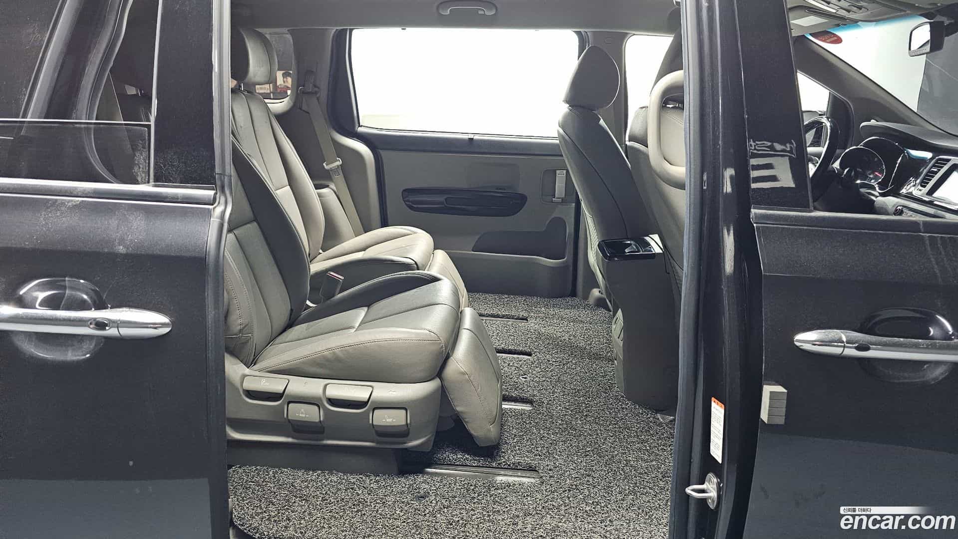 Canival Kia 2019.11-OPTION-016