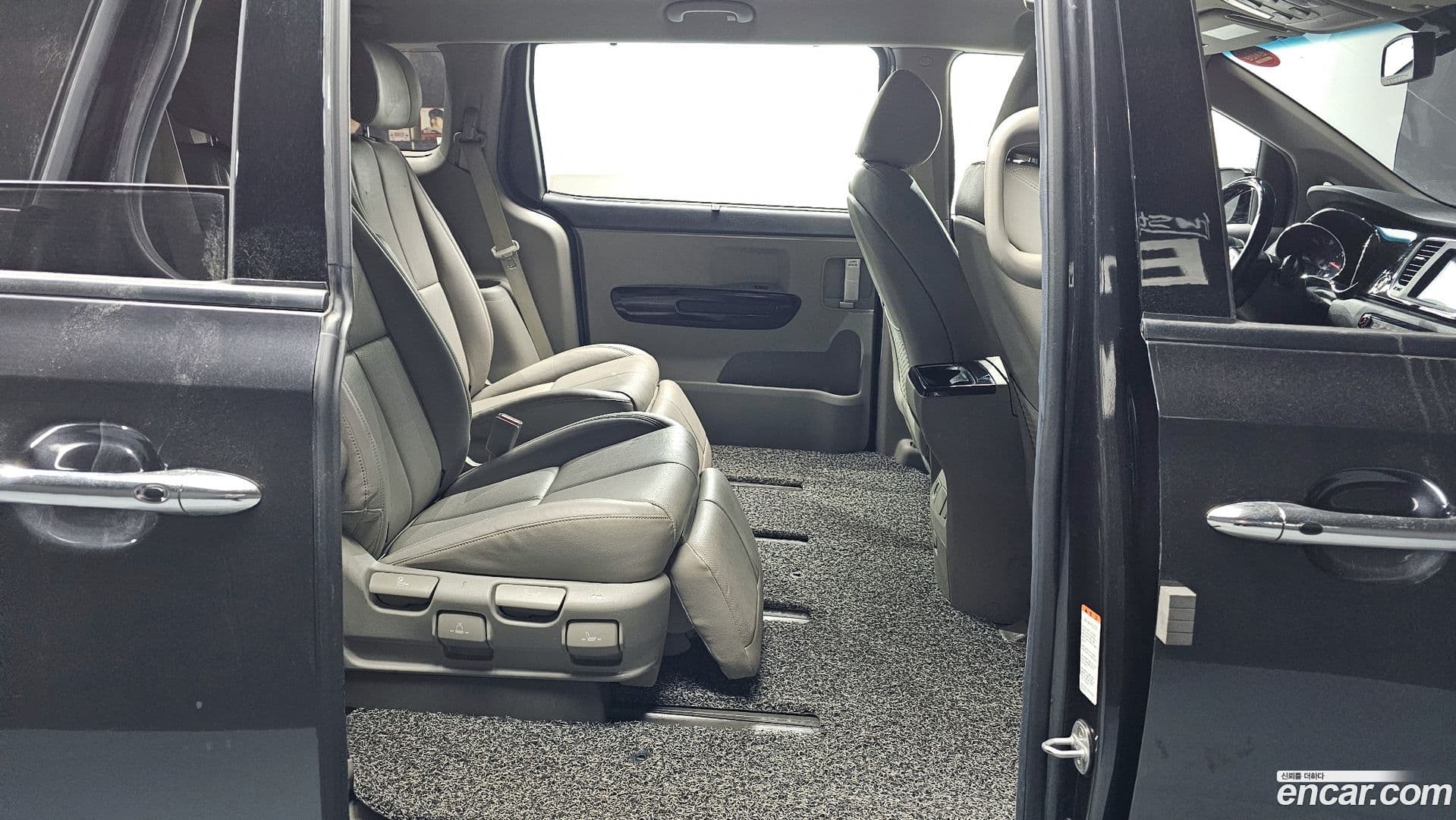 Main__Slider__Photo:Canival Kia 2019.11-11