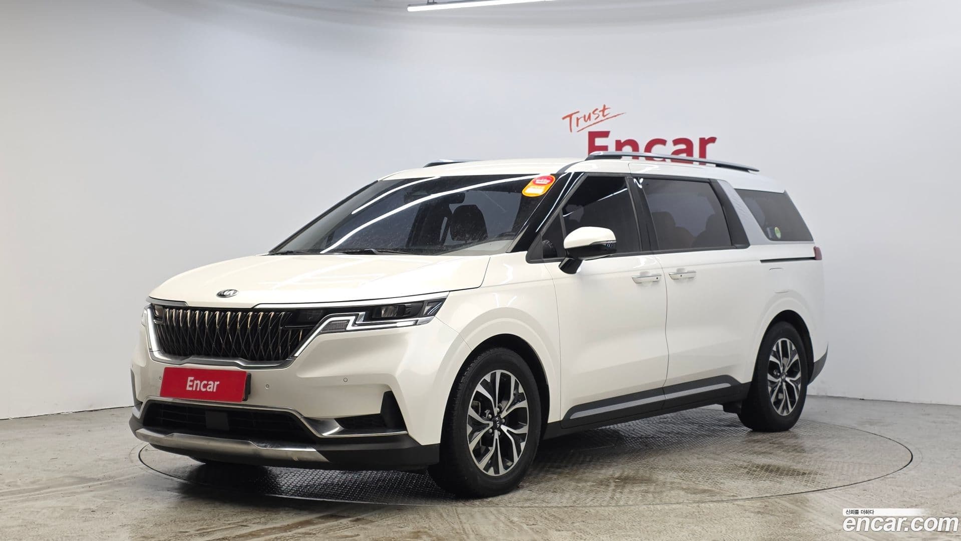 Main__Slider__Photo:Canival Kia 2021.0-0