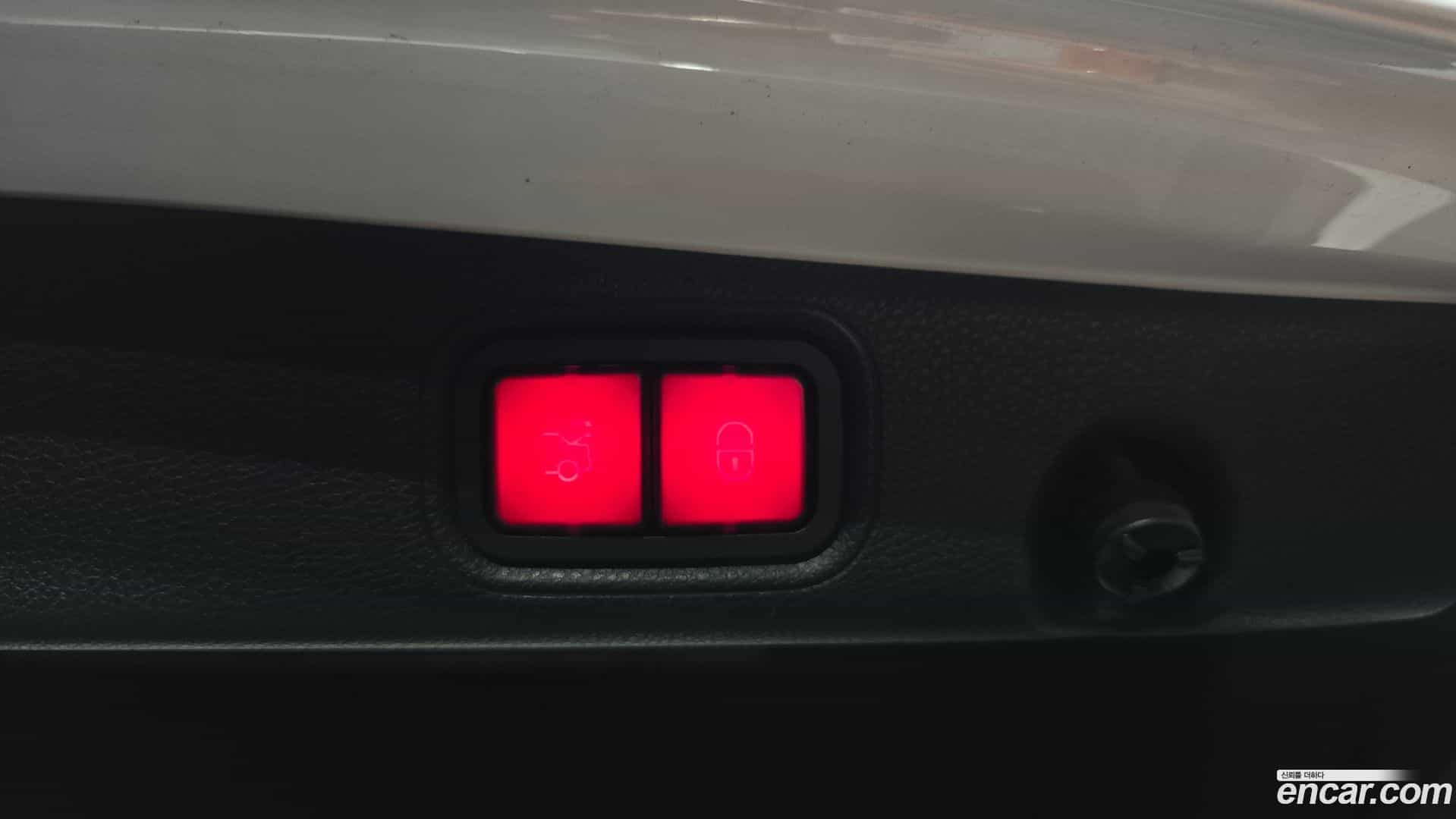 E-Class Mercedes-Benz 2021.3-OPTION-024