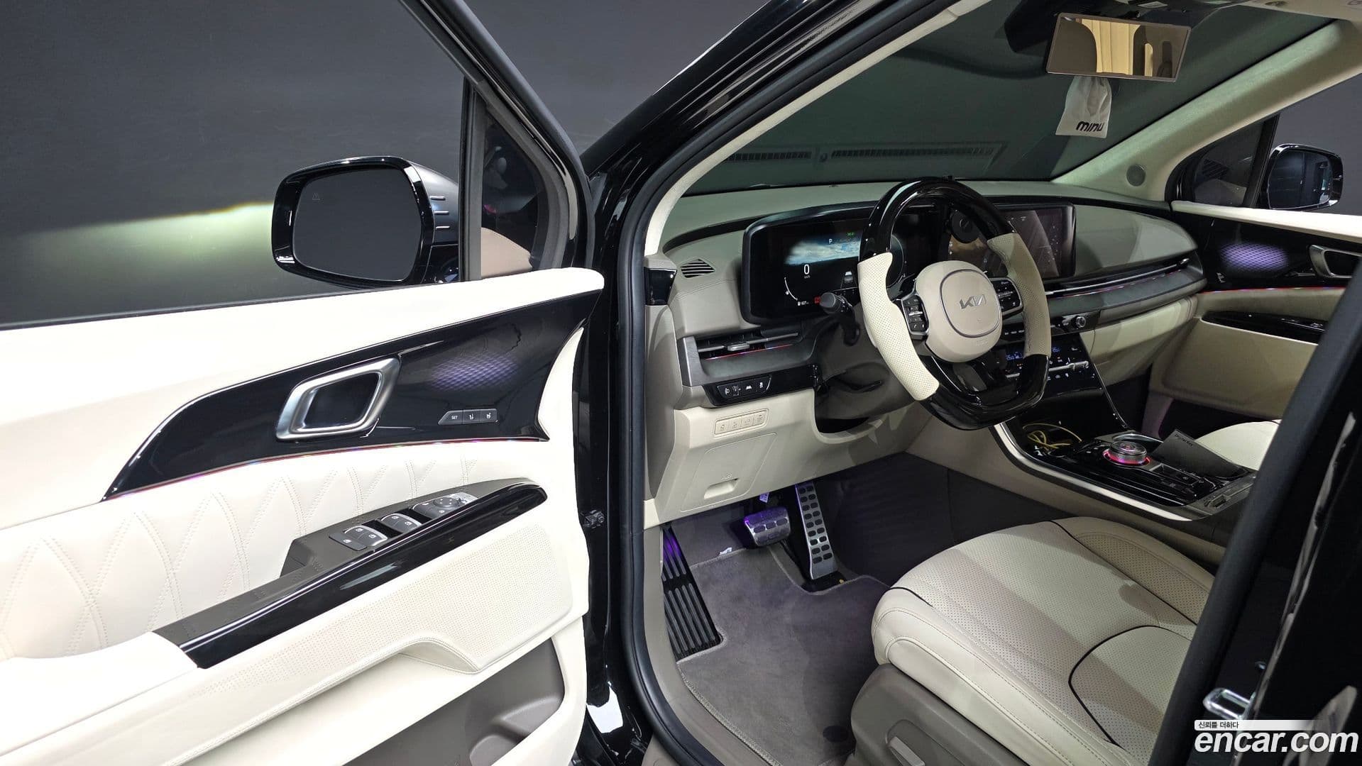 Main__Slider__Photo:Canival Kia 2021.9-10