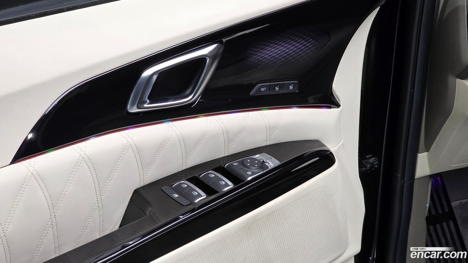 Main__Slider__Photo:Canival Kia 2021.9-16