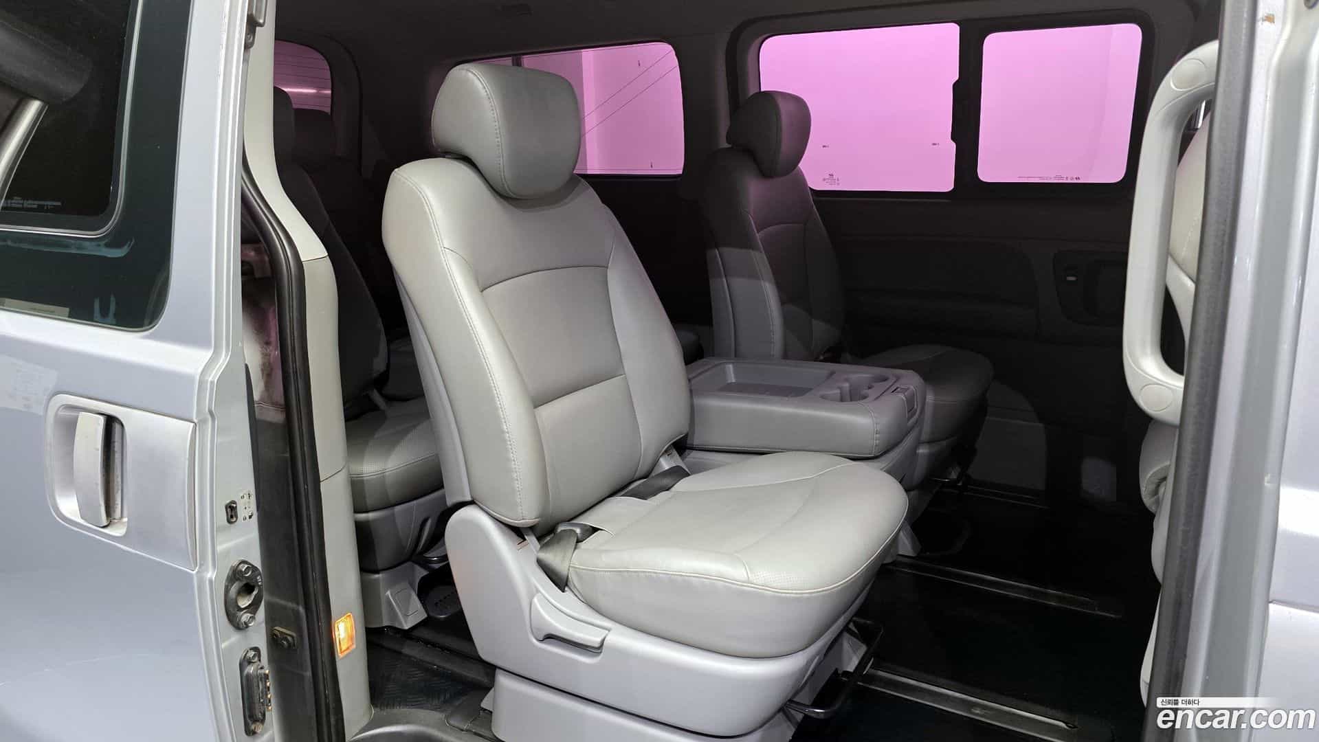 Starex Hyundai 2015.0-OPTION-016