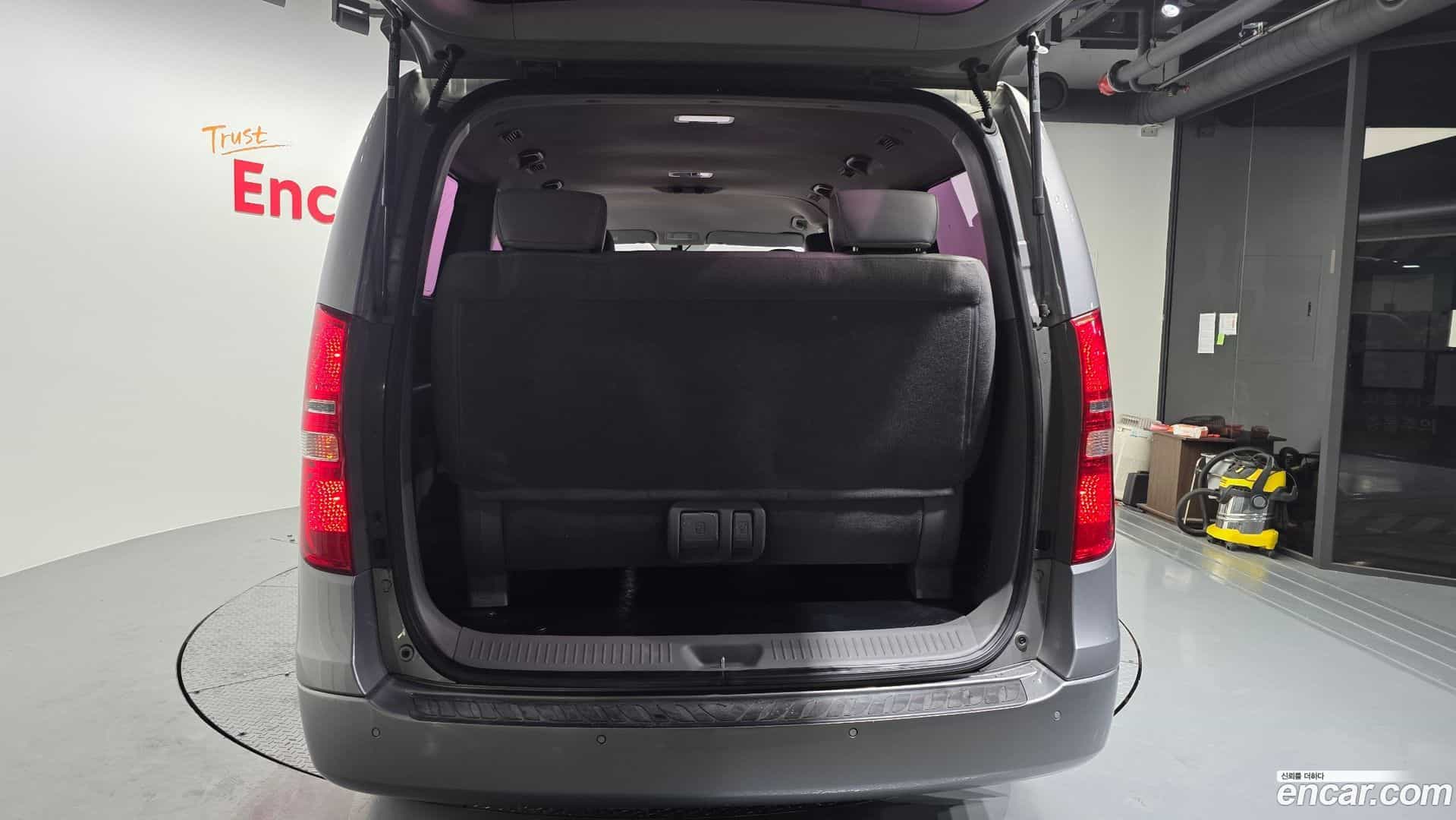 Starex Hyundai 2015.0-OPTION-024