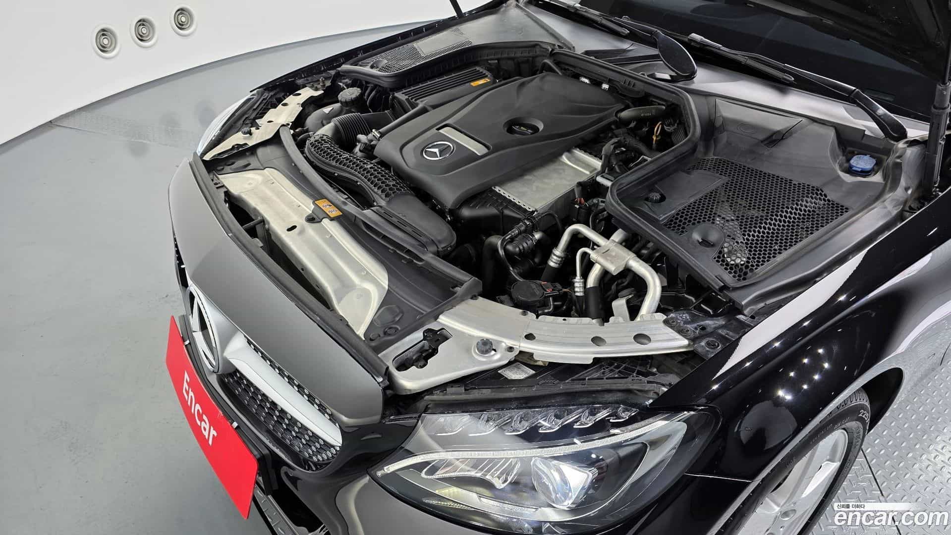 C-Class Mercedes-Benz 2018.3-INNER-006