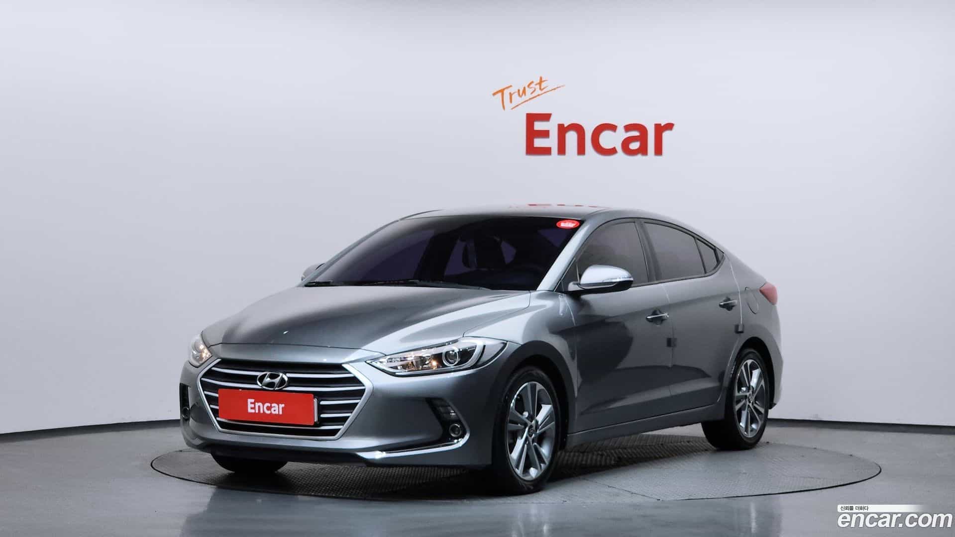 AVANTE Hyundai 2017.5-OUTER-001