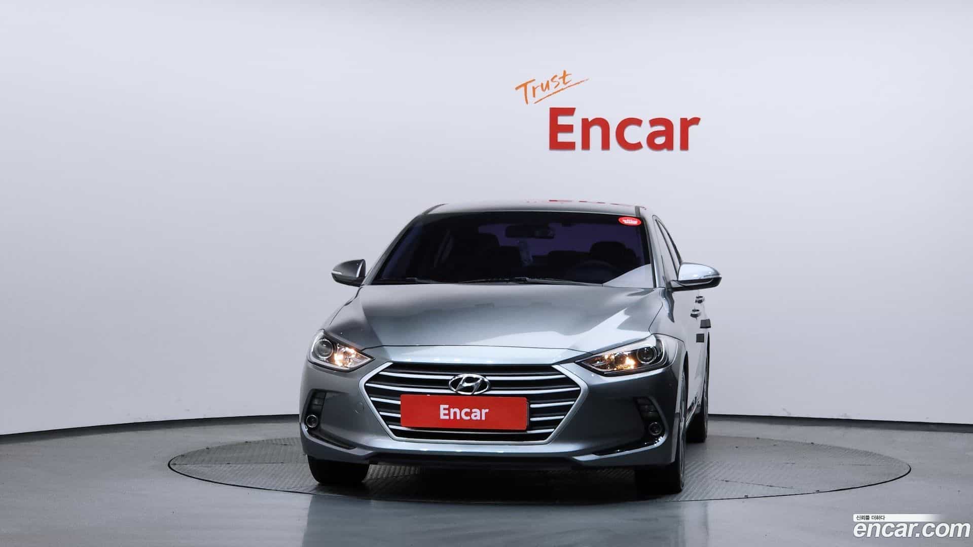 AVANTE Hyundai 2017.5-OUTER-003