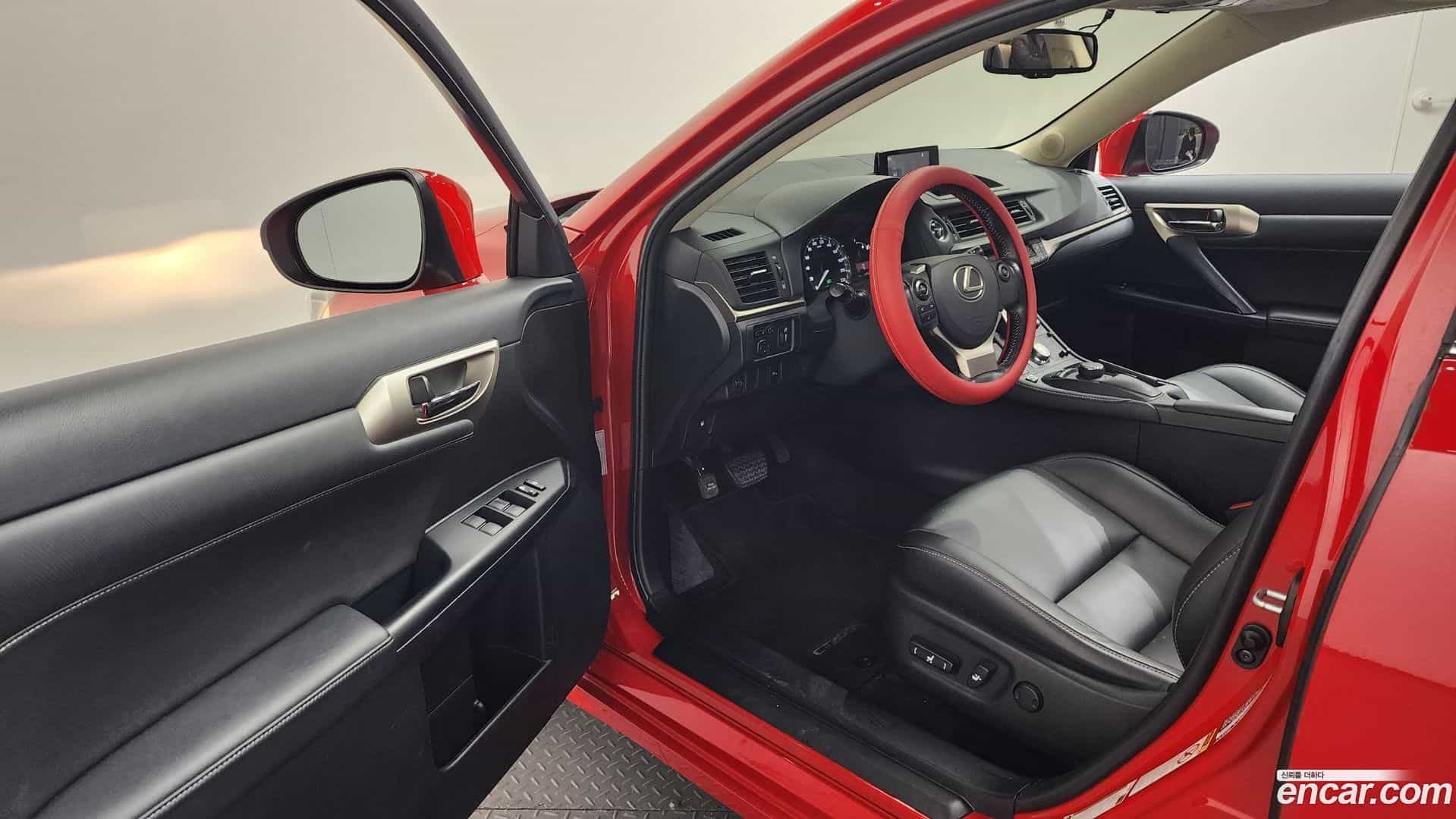 CT200h Lexus 2017.5-INNER-010