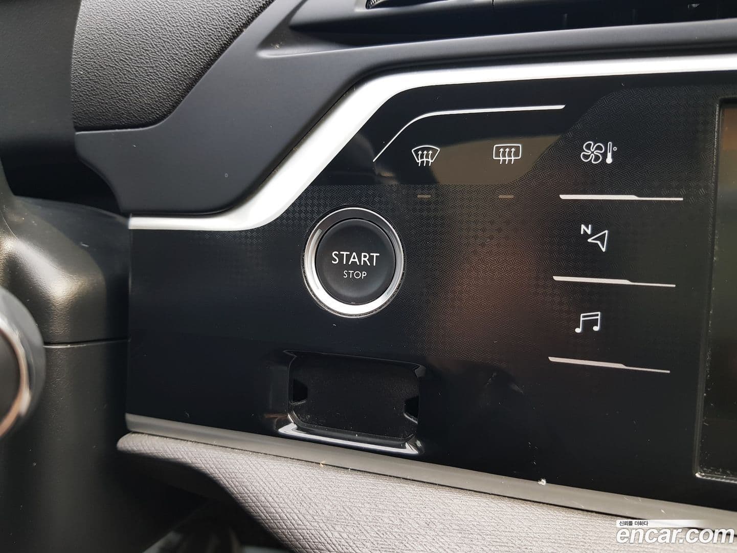 Main__Slider__Photo:C4 Picasso Citroen-DS 2018.10-12