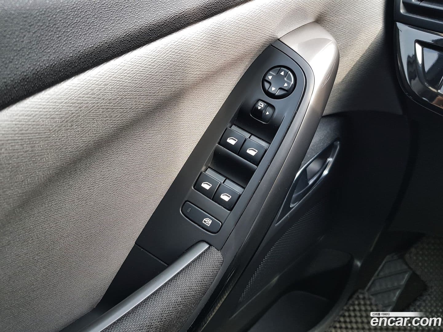 Main__Slider__Photo:C4 Picasso Citroen-DS 2018.10-13