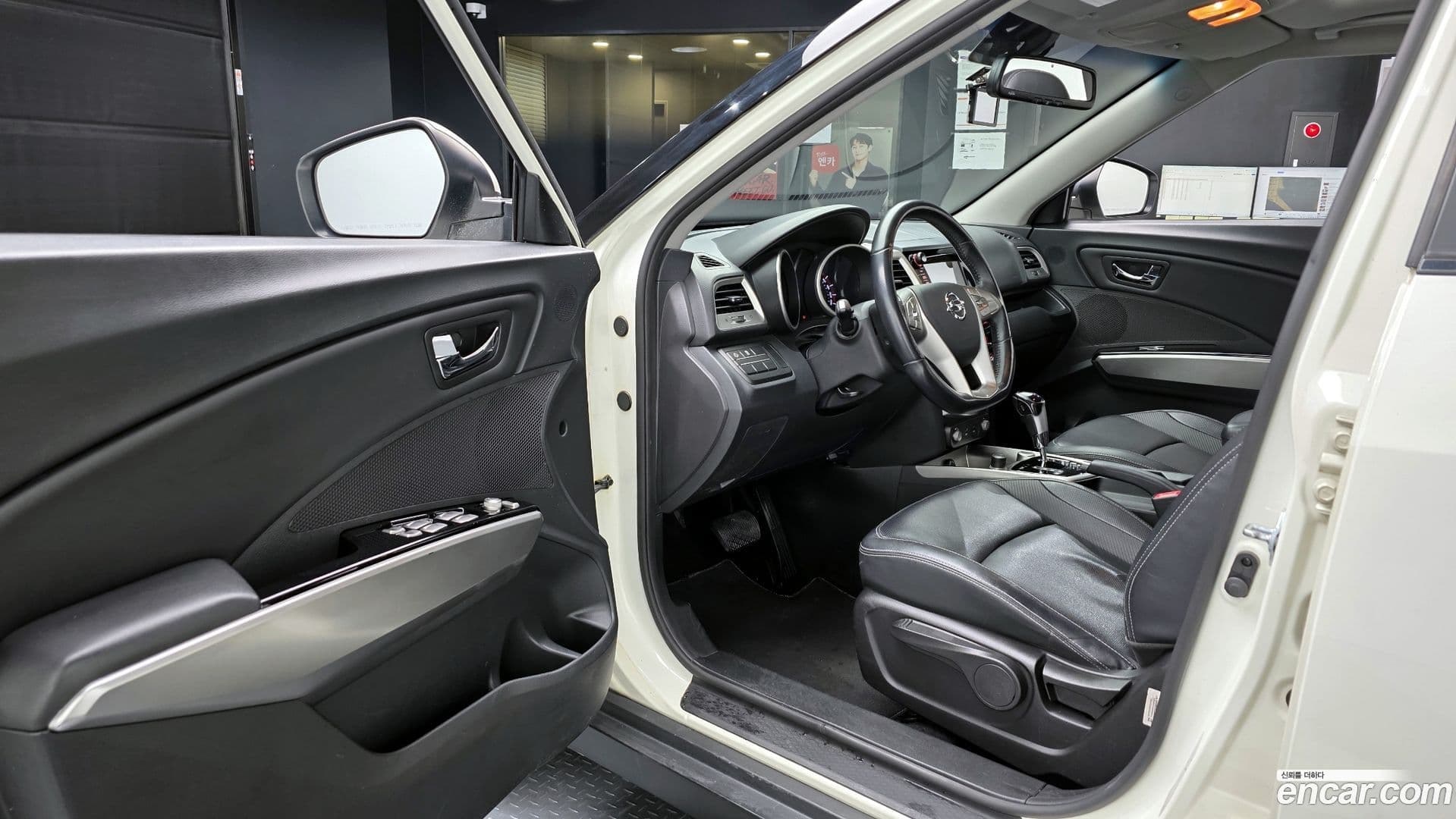 Main__Slider__Photo:TIBOLI KG_Mobility_Ssangyong 2015.7-10