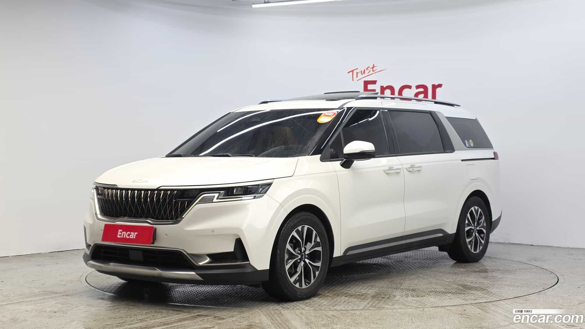 Canival Kia 2022.0-OUTER-001