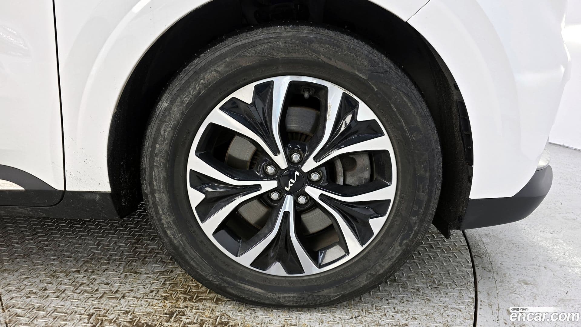 Main__Slider__Photo:Canival Kia 2022.0-4