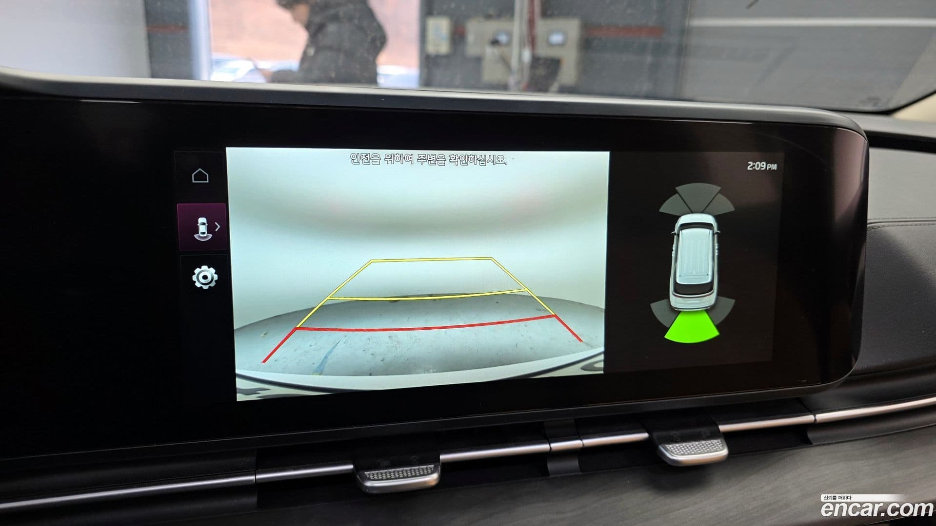 Main__Slider__Photo:Canival Kia 2022.0-15